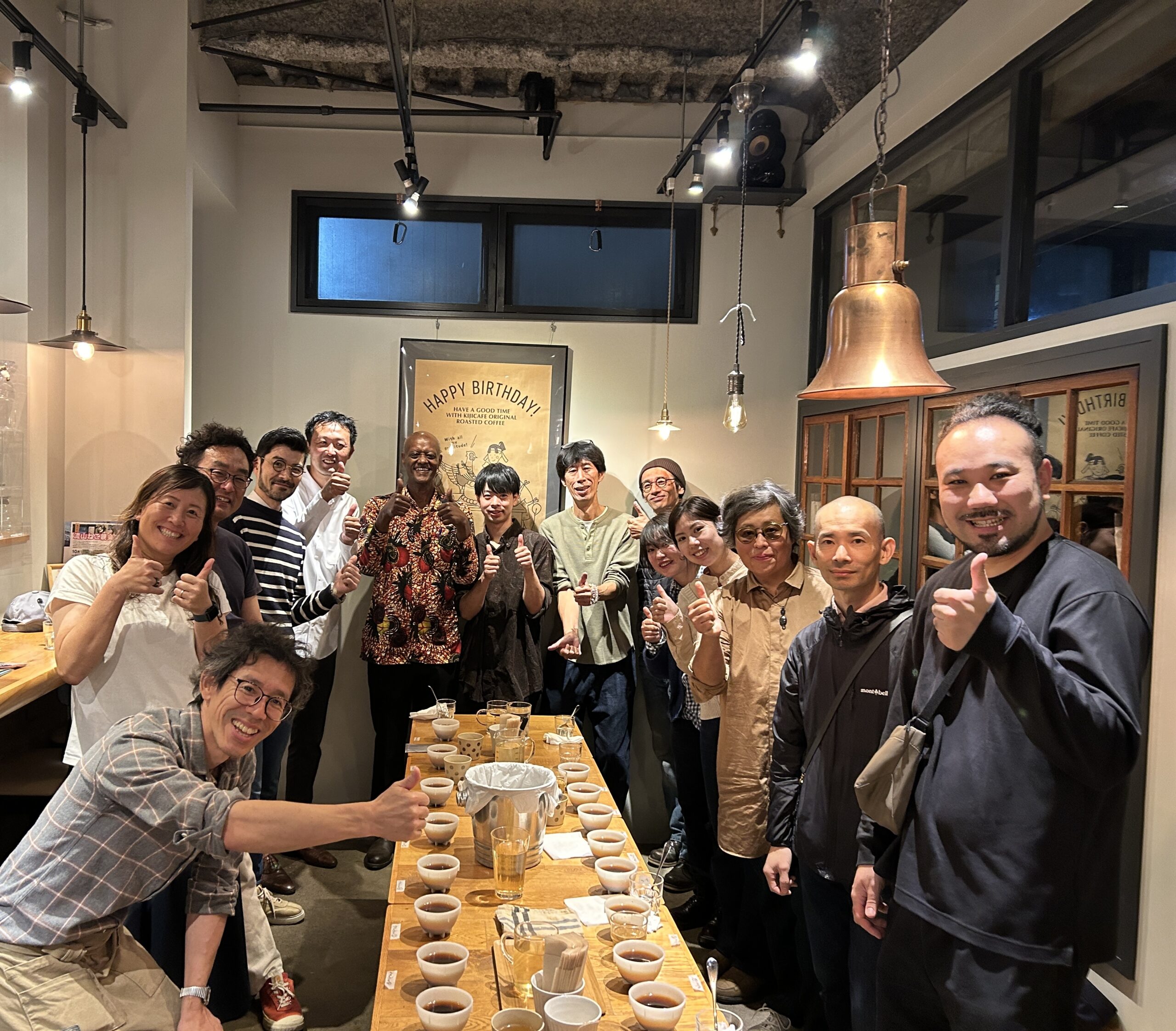 エフレム氏を囲んだカッピングイベント